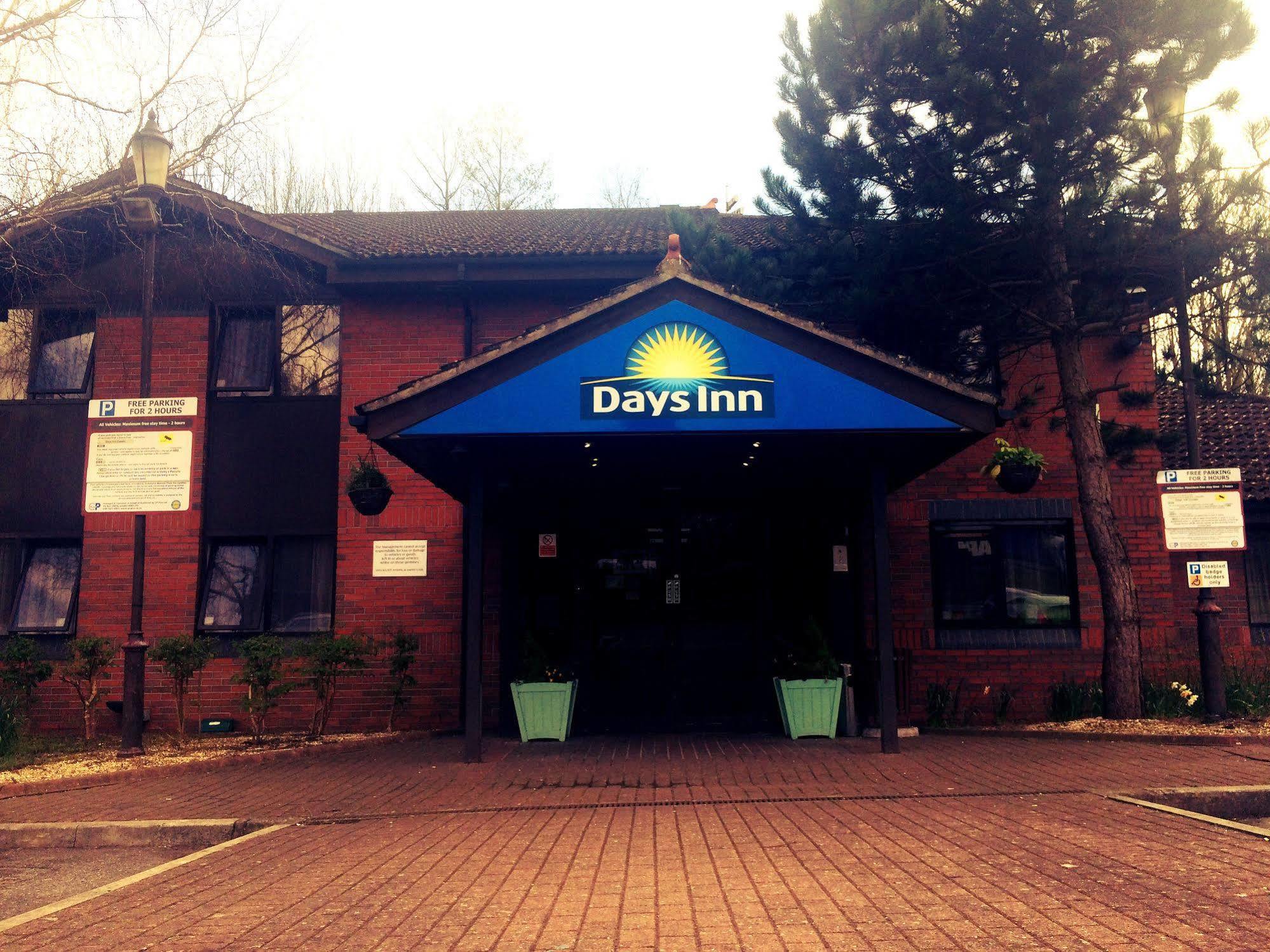 南安普敦若汉姆戴斯酒店 Chilworth  外观 照片